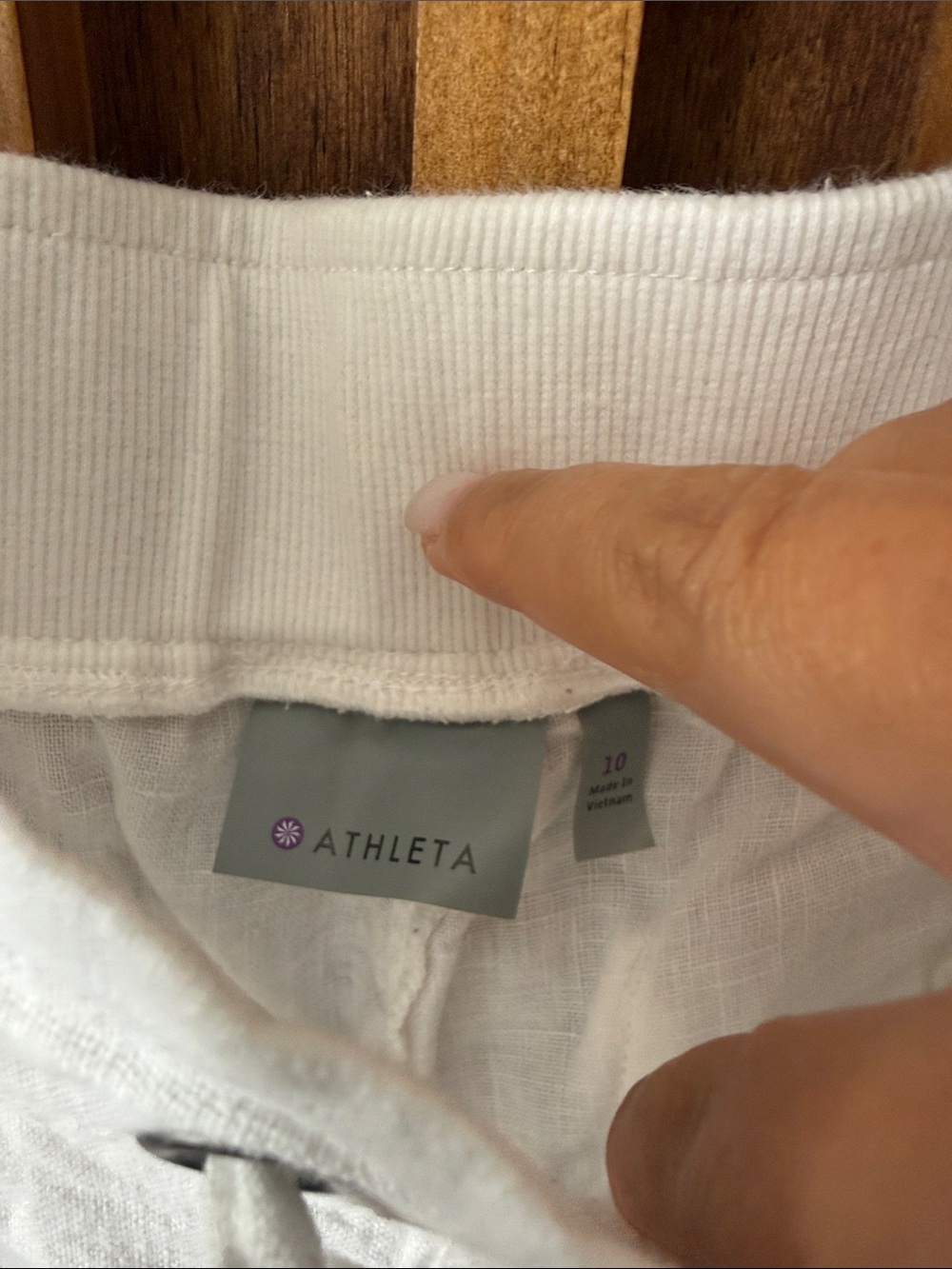 Athleta Cabo 100% line Wide Leg Pants in White. 10 - Picture 4 of 6